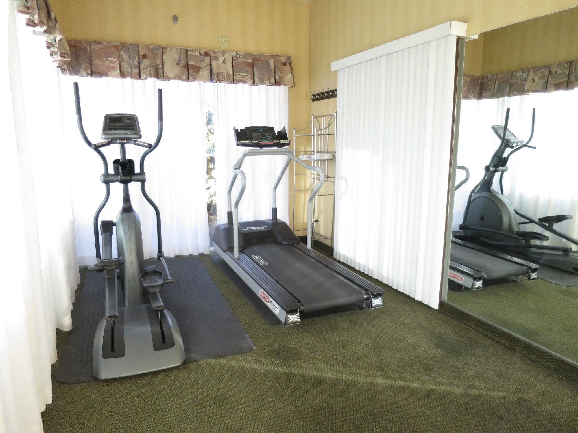 Country Hotel 3*