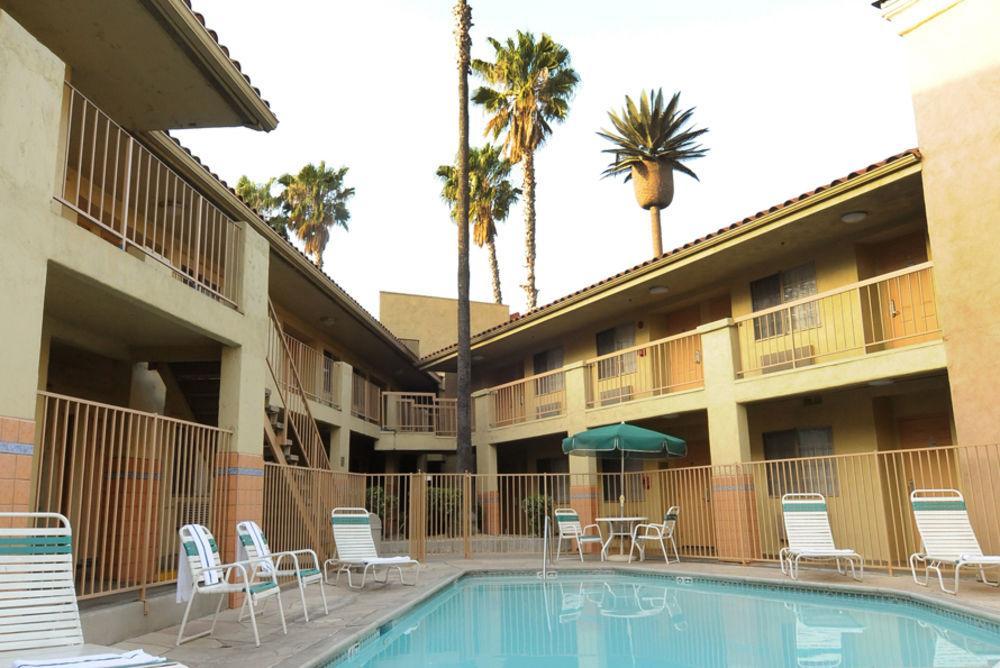 Country Hotel 3*