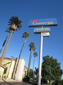 Country Hotel